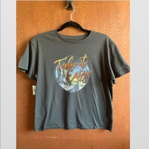 Loose Cut Cropped T-shirt